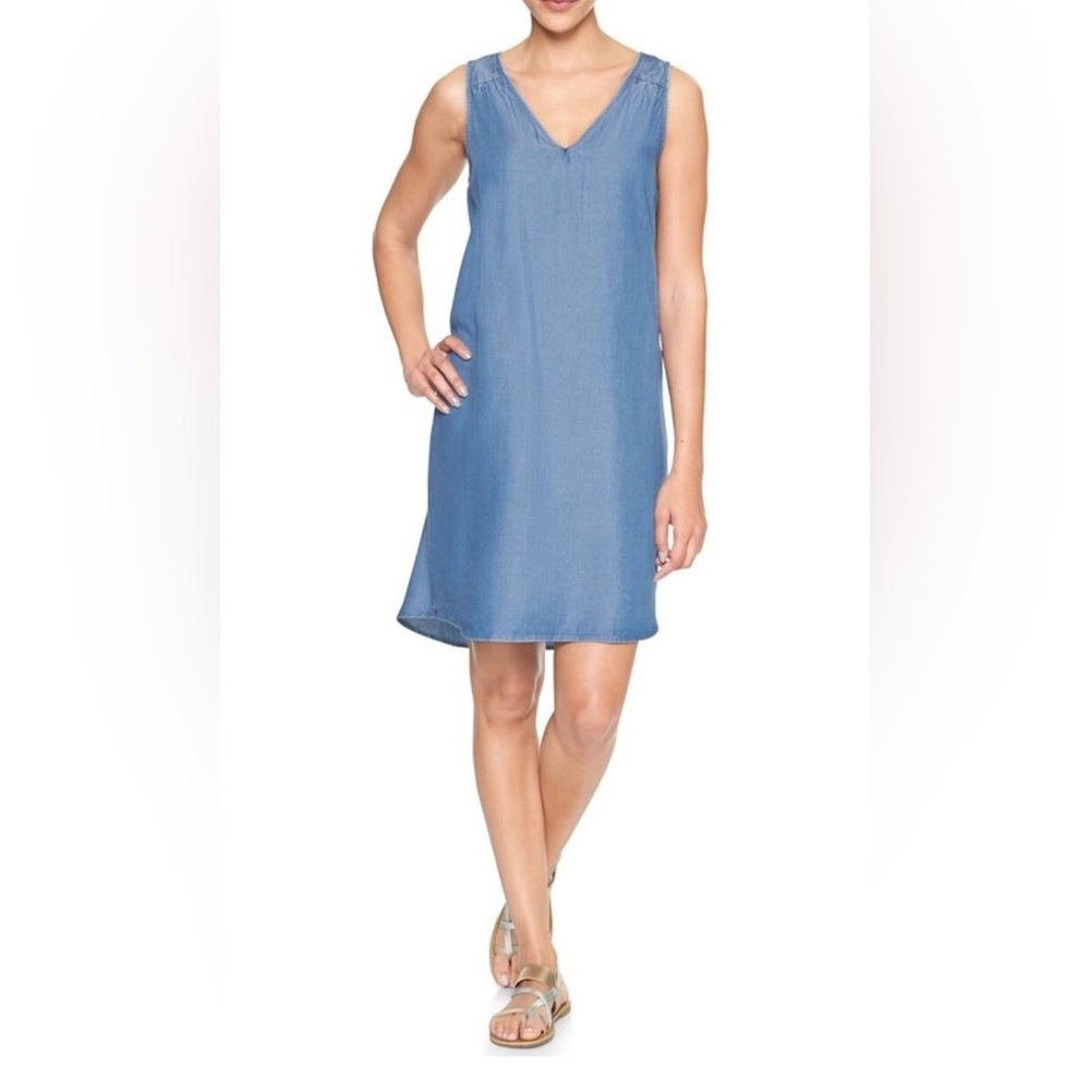 GAP Lightweight Denim Sleeveless Shift Dress with back tie detail Sz S